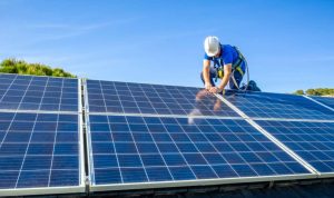 Installation et mise en production des panneaux solaires photovoltaïques à Ecommoy